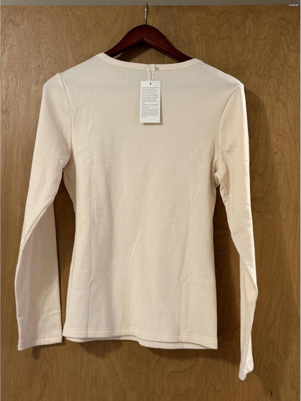 Automet Cream Ribbed Slim Fit Long Sleeve Crewneck Top Women's Large NWT - Picture 2 of 7